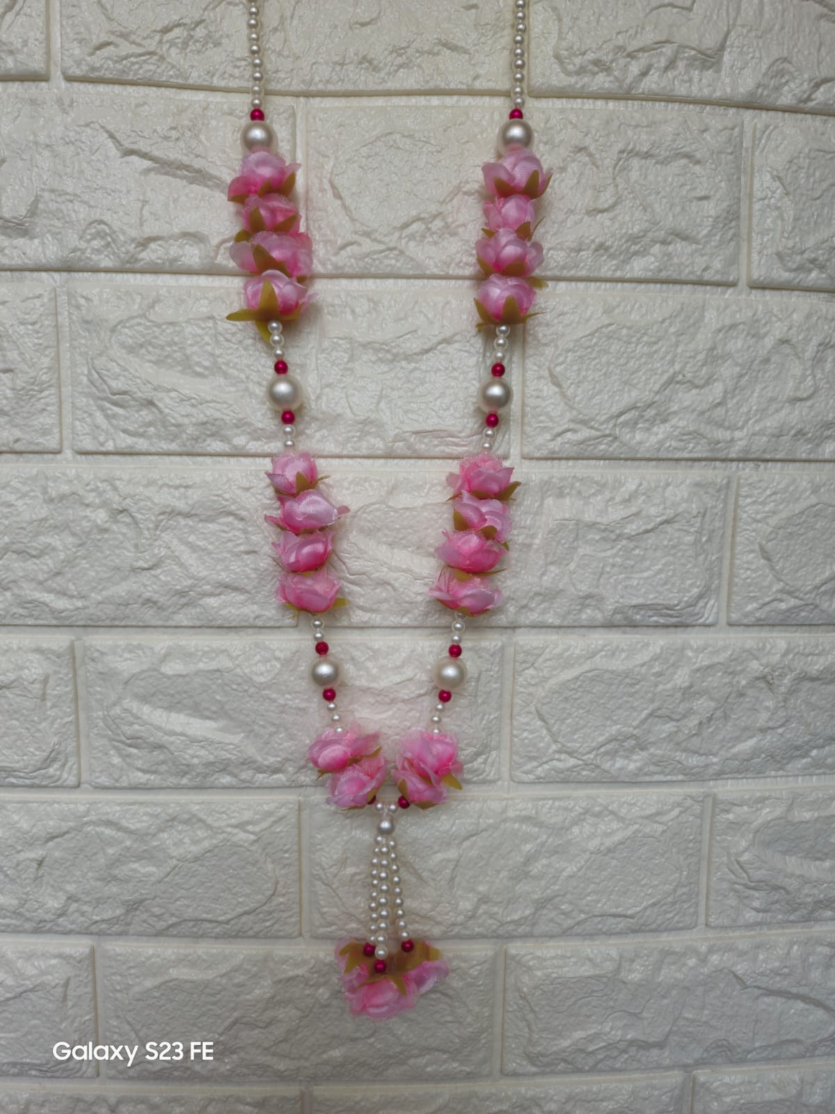 White pink mala – Handmade by Shubh Shringaar, Ghaziabad